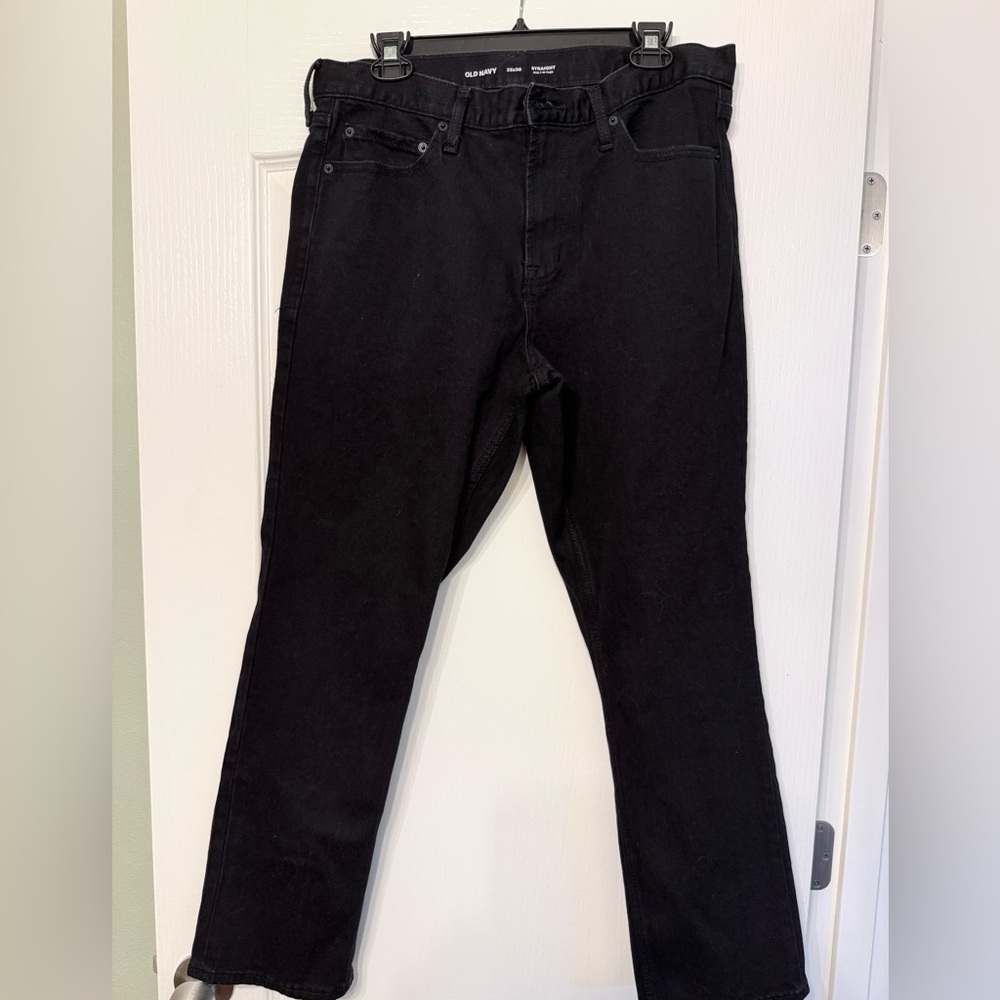 Old Navy Men's Black Straight Leg Jeans